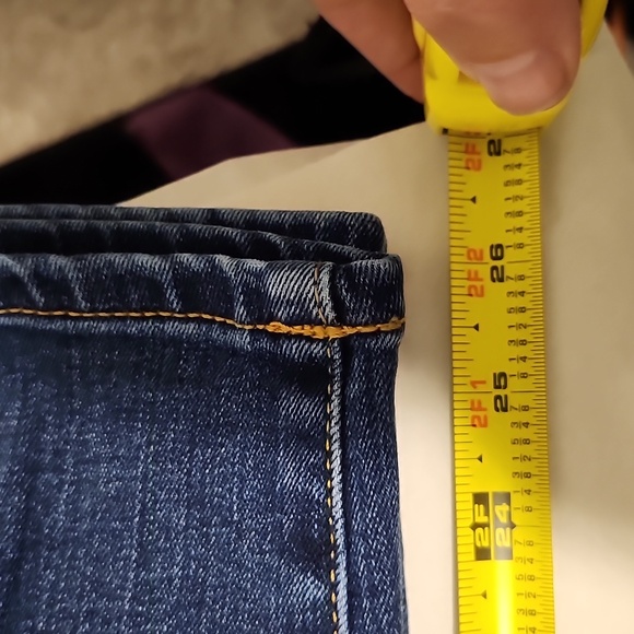 2 Pair Women's Size 2 Rock & Republic Berlin Skinny Jeans Skull Rivets - Picture 14 of 15